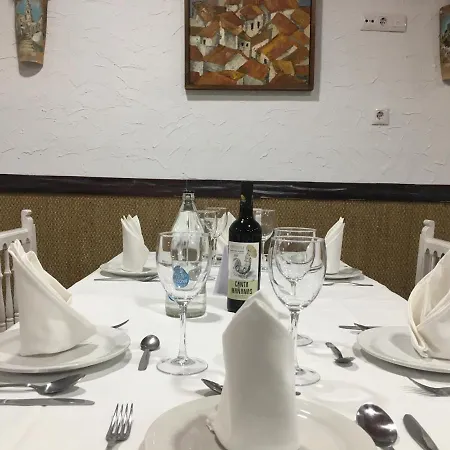 Hostal- Restaurante Estacion Via Hotel 2*
